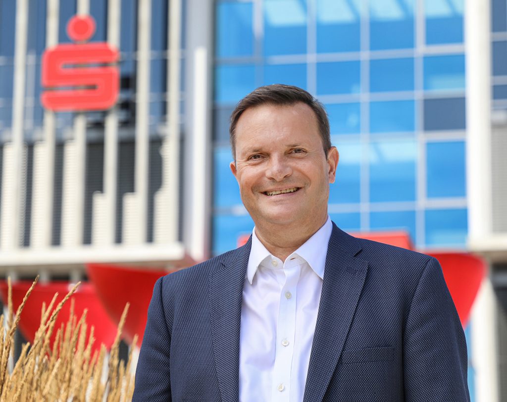 Vorsitzender der Sparkasse Hr. Lützelberger